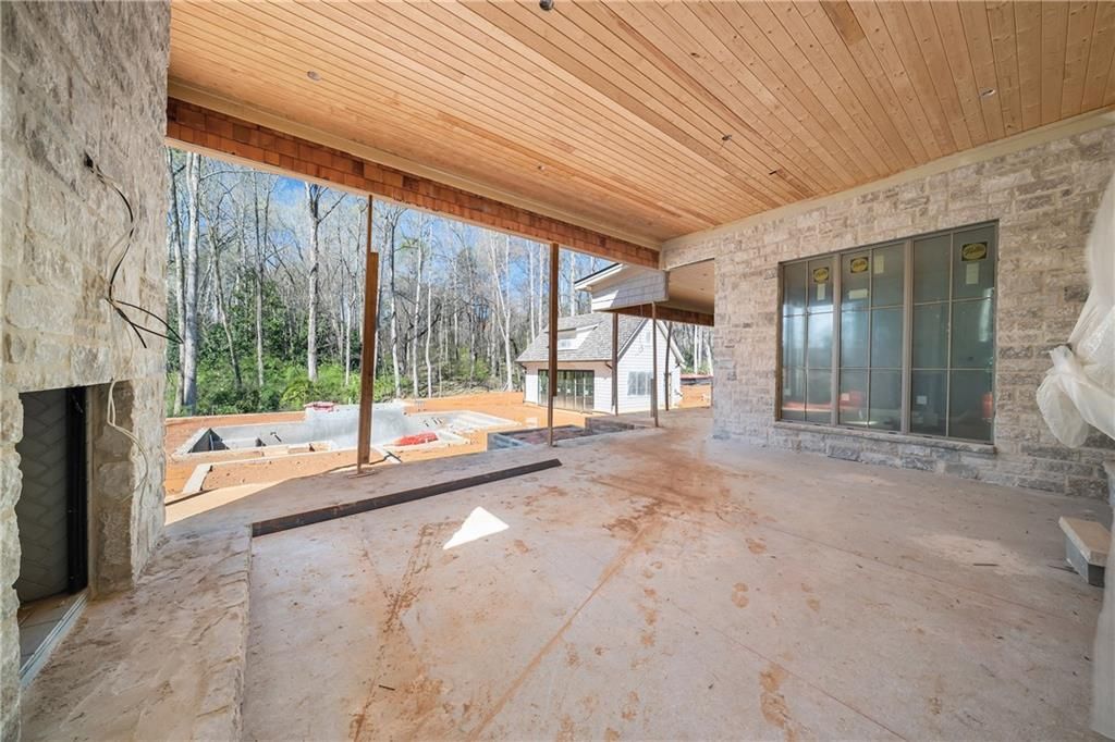 Image 44 of property listing at 15275 Birmingham Highway, Milton, GA 30004