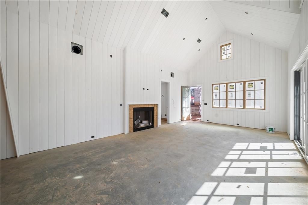 Image 47 of property listing at 15275 Birmingham Highway, Milton, GA 30004