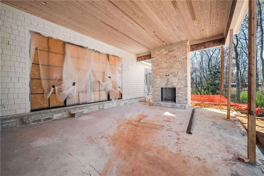Image 49 of property listing at 15275 Birmingham Highway, Milton, GA 30004