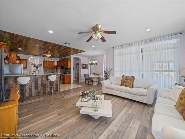 857 S Landry Road, Avon Park, FL 33825