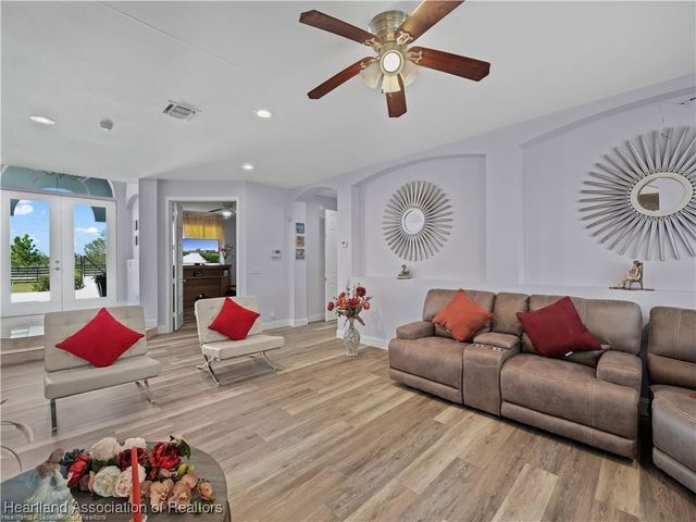 857 S Landry Road, Avon Park, FL 33825