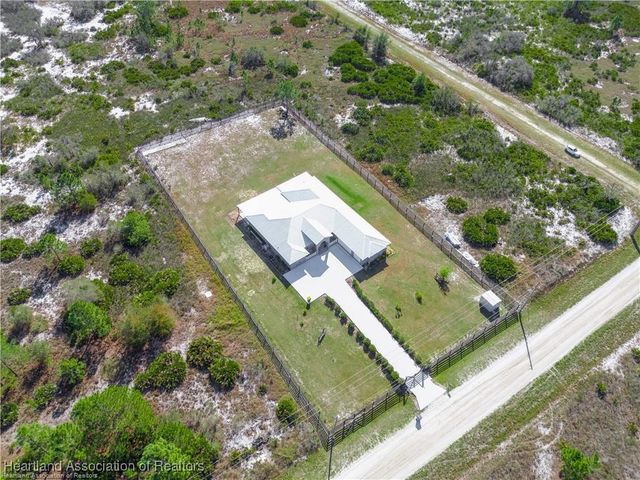 857 S Landry Road, Avon Park, FL 33825