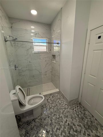 721 NW 170th Ter 721, Pembroke Pines, FL 33028