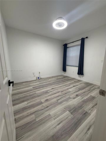 721 NW 170th Ter 721, Pembroke Pines, FL 33028