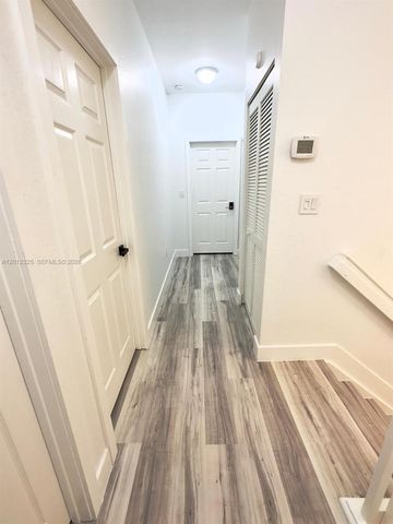 721 NW 170th Ter 721, Pembroke Pines, FL 33028