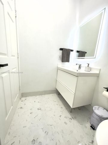 721 NW 170th Ter 721, Pembroke Pines, FL 33028
