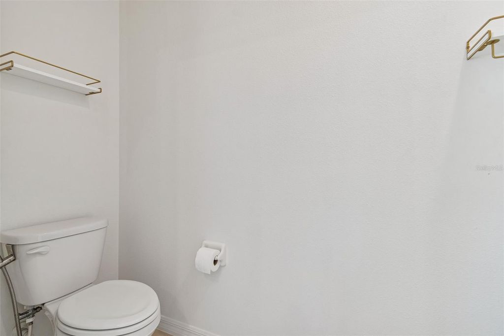 Image 20 of property listing at 3072 SUNCOAST PLAINS DRIVE, Odessa, FL 33556