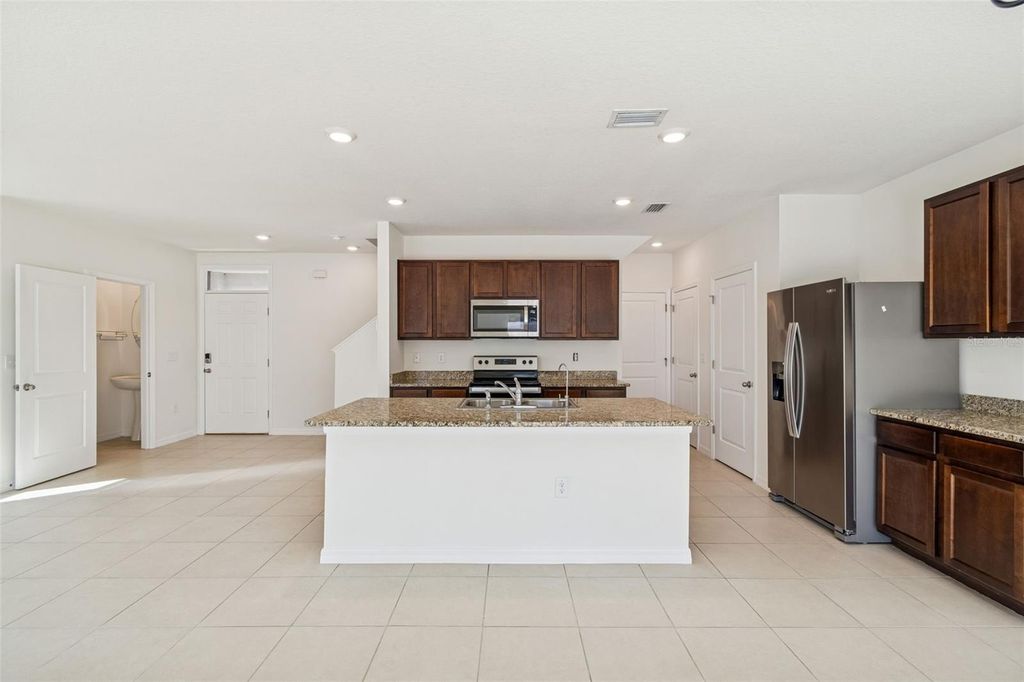 Image 24 of property listing at 3072 SUNCOAST PLAINS DRIVE, Odessa, FL 33556