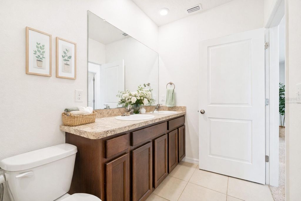 Image 44 of property listing at 3072 SUNCOAST PLAINS DRIVE, Odessa, FL 33556