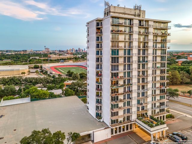 700 E Hildebrand Ave Apt 1002, San Antonio, TX 78212