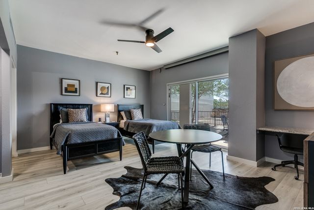 700 E Hildebrand Ave Apt 1002, San Antonio, TX 78212