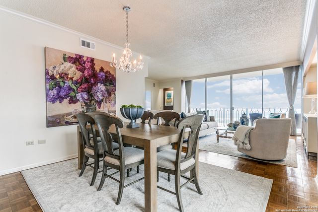 700 E Hildebrand Ave Apt 1002, San Antonio, TX 78212