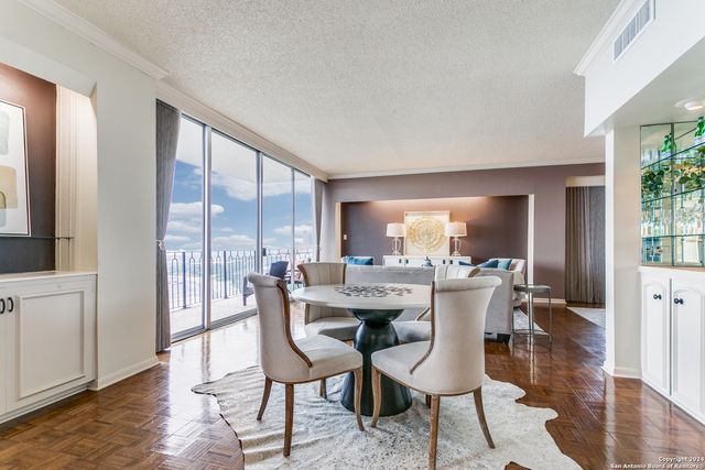 700 E Hildebrand Ave Apt 1002, San Antonio, TX 78212