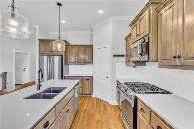 19002 Millview Street, Spring Hill, KS 66083