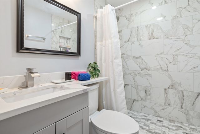 47 School St, Saugus, MA 01906