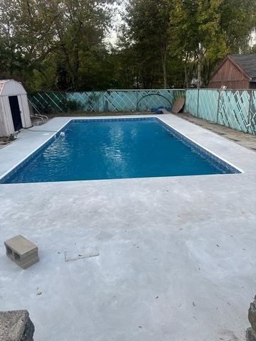 47 School St, Saugus, MA 01906