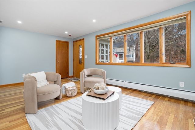 47 School St, Saugus, MA 01906