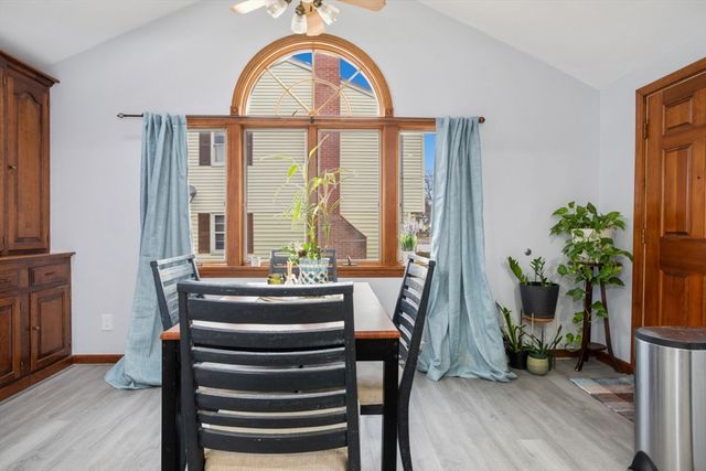 47 School St, Saugus, MA 01906