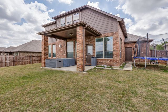8940 Jewel Flower Drive, Fort Worth, TX 76131