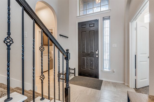 8940 Jewel Flower Drive, Fort Worth, TX 76131