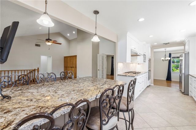 9141 Wheatland Ave, Sun Valley, CA 91352