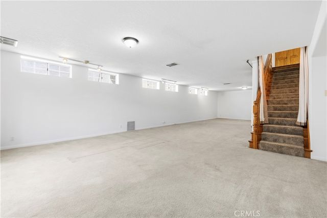 9141 Wheatland Ave, Sun Valley, CA 91352