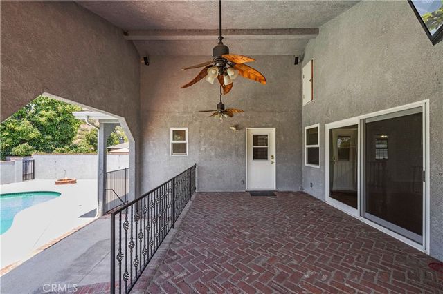 9141 Wheatland Ave, Sun Valley, CA 91352