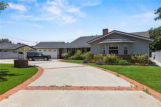 9141 Wheatland Ave, Sun Valley, CA 91352