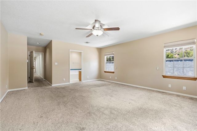 9141 Wheatland Ave, Sun Valley, CA 91352