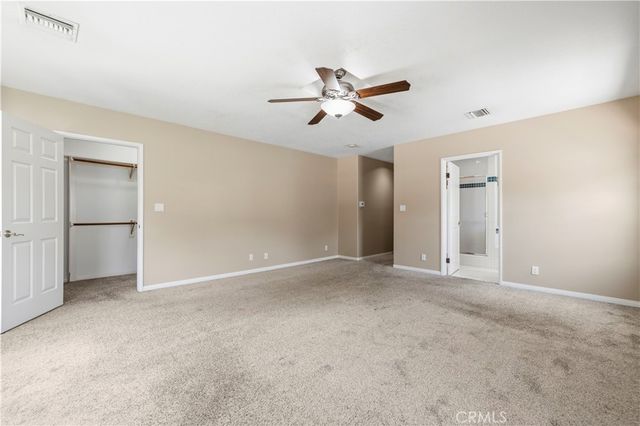 9141 Wheatland Ave, Sun Valley, CA 91352