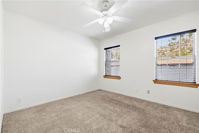 9141 Wheatland Ave, Sun Valley, CA 91352
