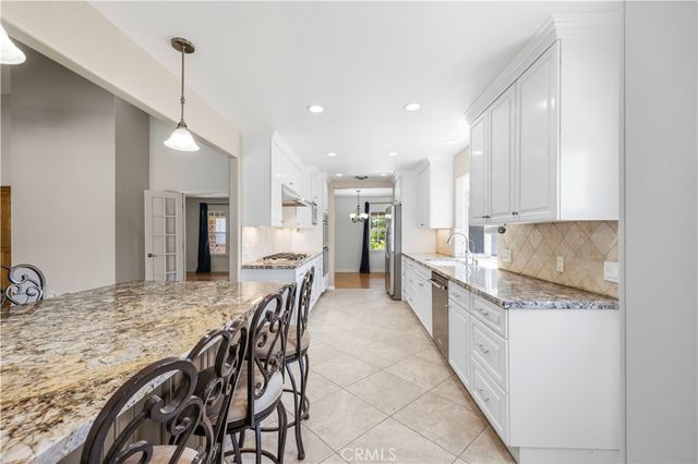 9141 Wheatland Ave, Sun Valley, CA 91352
