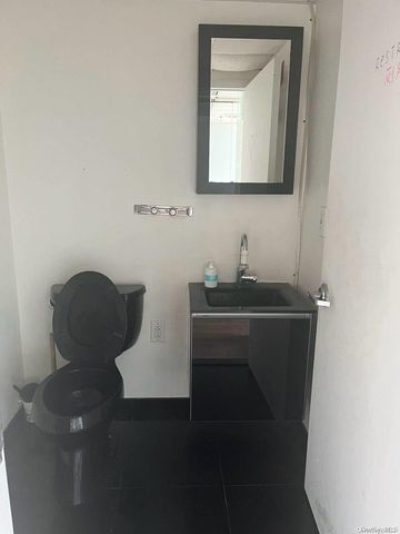 136-31 41st Avenue 5D, Flushing, NY 11355
