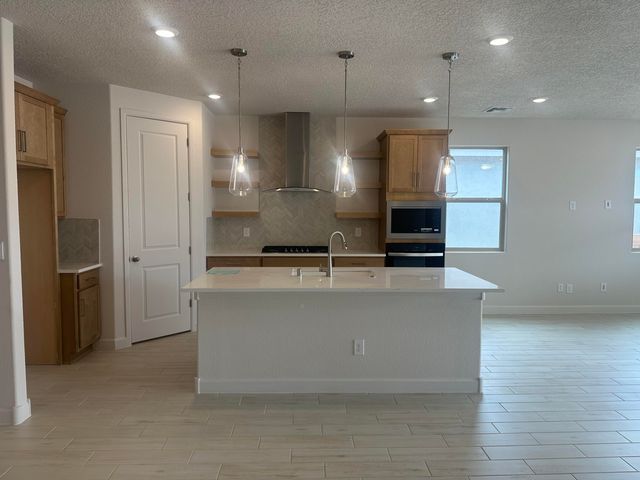 4179 Silver Springs Drive NE, Rio Rancho, NM 87144