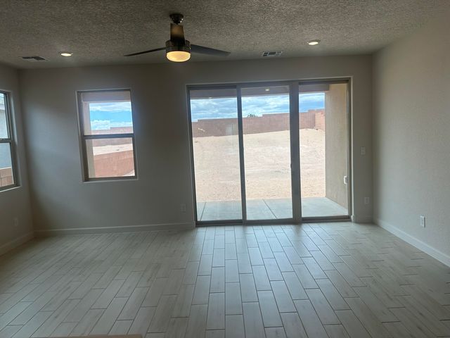 4179 Silver Springs Drive NE, Rio Rancho, NM 87144