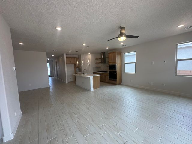 4179 Silver Springs Drive NE, Rio Rancho, NM 87144