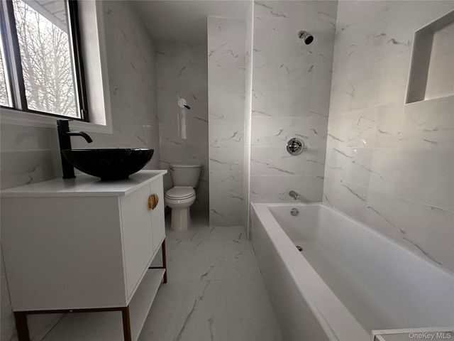 218 Beattie Road, Rock Tavern, NY 10992