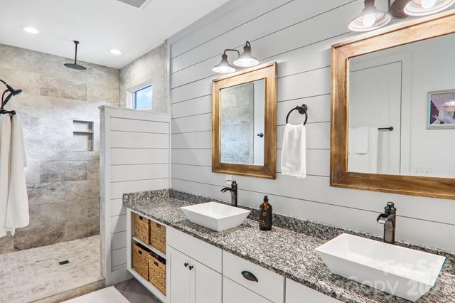107 New Pinner Place, Arden, NC 28704