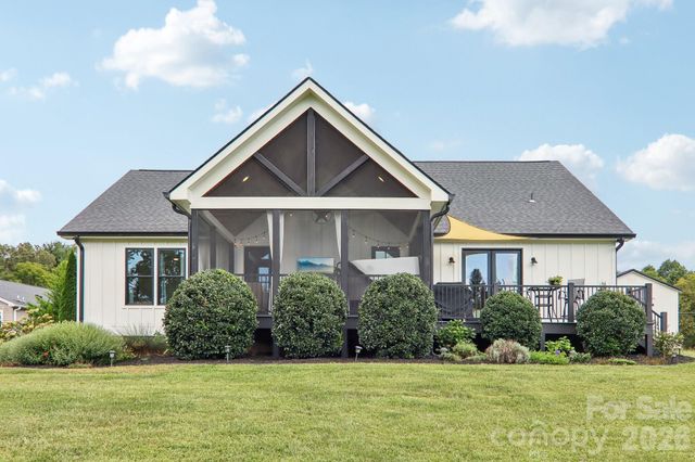 107 New Pinner Place, Arden, NC 28704