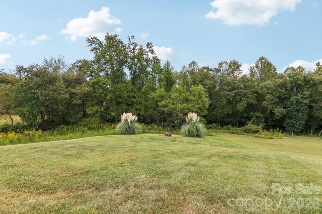 107 New Pinner Place, Arden, NC 28704
