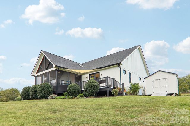 107 New Pinner Place, Arden, NC 28704