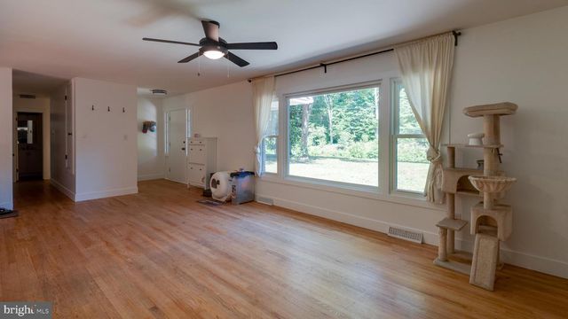 12081 LAPLATA RD, Waldorf, MD 20602