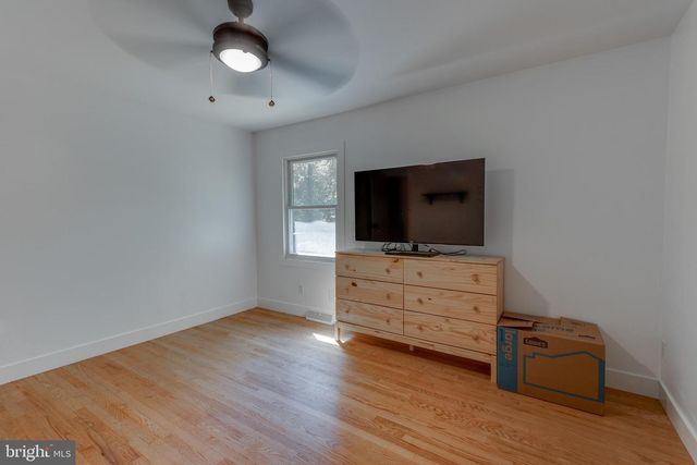 12081 LAPLATA RD, Waldorf, MD 20602
