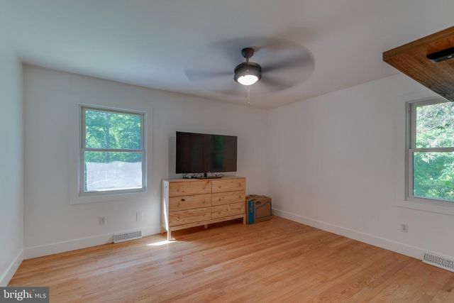 12081 LAPLATA RD, Waldorf, MD 20602