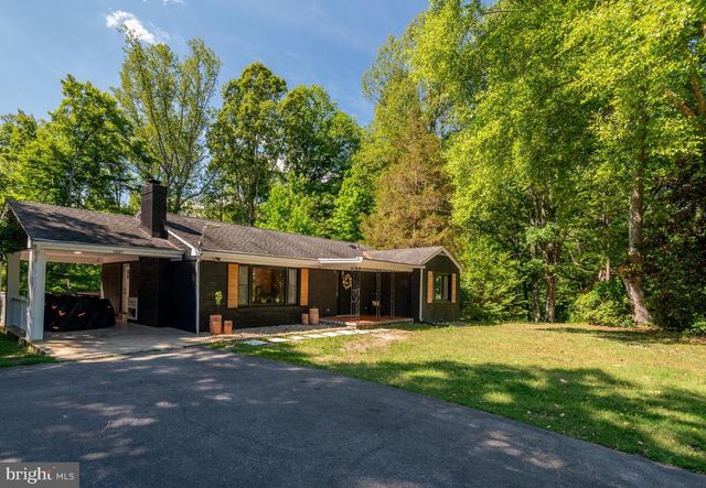 12081 LAPLATA RD, Waldorf, MD 20602