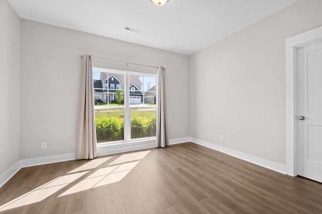 1418 Proprietors Pl, Murfreesboro, TN 37128
