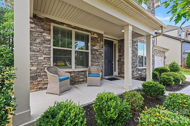 13009 Regent Grove Lane, Huntersville, NC 28078
