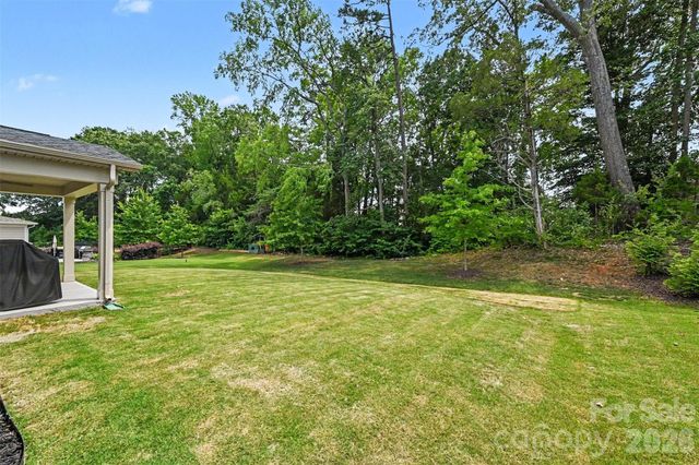 13009 Regent Grove Lane, Huntersville, NC 28078