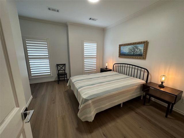 6857 Staffordshire Boulevard, Houston, TX 77030