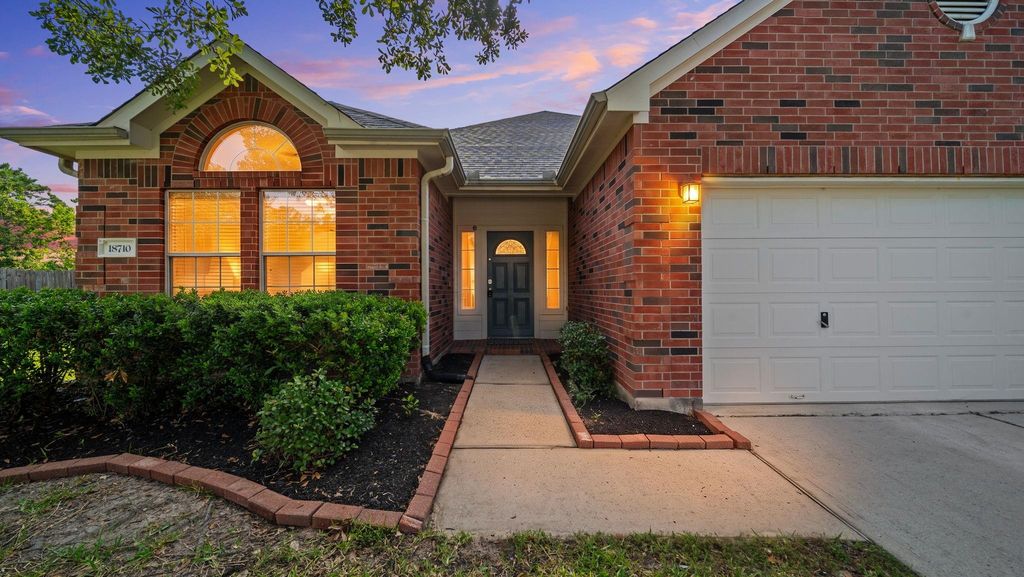 18710 Condrey Court, Tomball, TX 77377